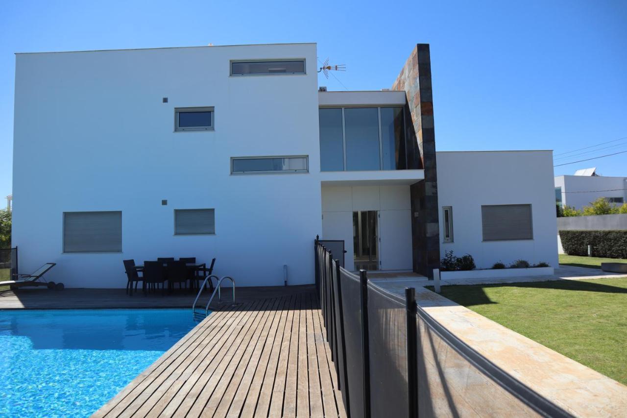 Villa Dos Salgados, 5Bdr, Beach Front, Near Salgados Golf Club ギーア エクステリア 写真